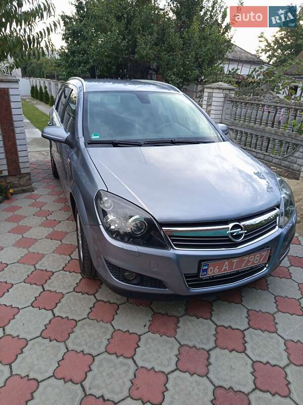 Opel Astra 2009