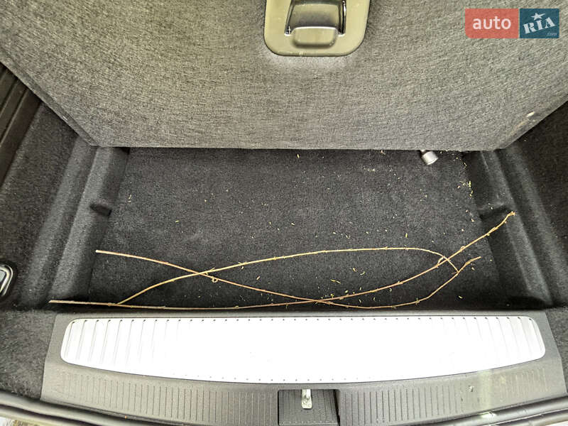 Универсал Opel Astra 2011 в Луцке