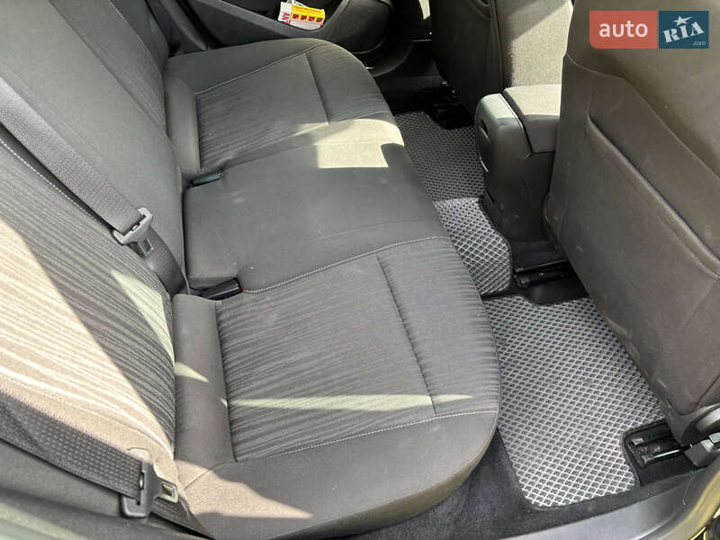 Универсал Opel Astra 2011 в Луцке