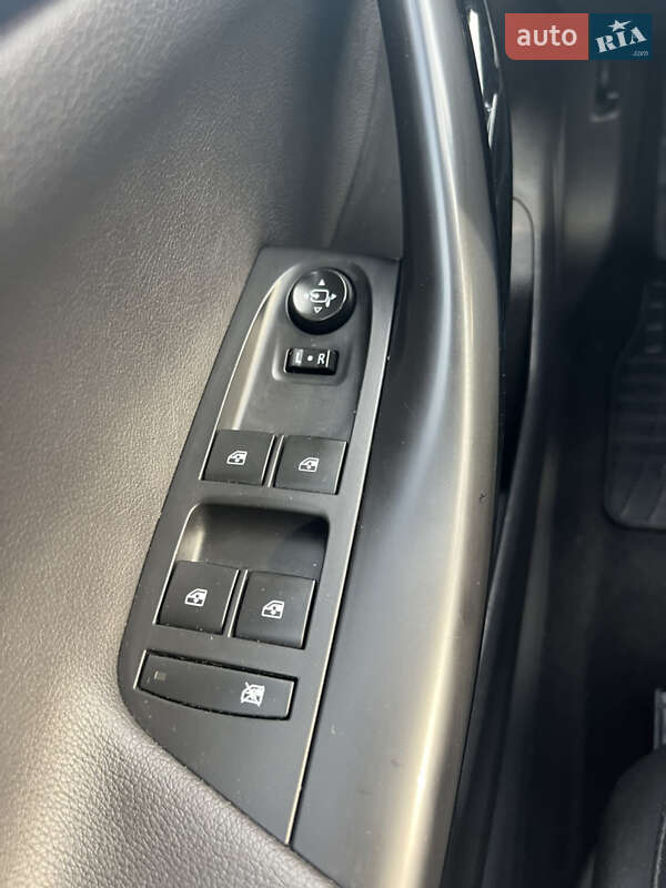 Универсал Opel Astra 2017 в Киеве фото 27 Универсал Opel Astra 2017 в Киеве