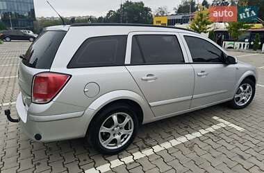 Универсал Opel Astra 2006 в 