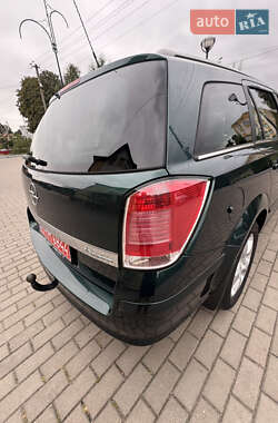 Универсал Opel Astra 2004 в 