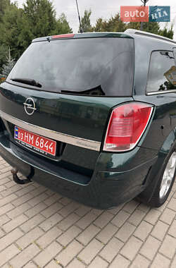 Универсал Opel Astra 2004 в 