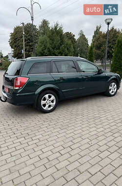Универсал Opel Astra 2004 в 