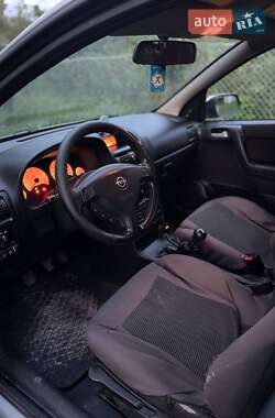 Универсал Opel Astra 2000 в 