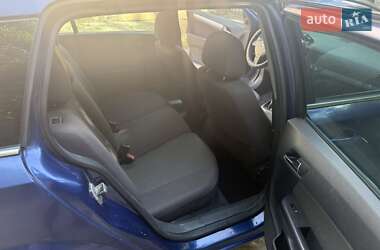 Универсал Opel Astra 2006 в 