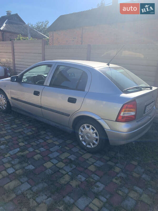 Хэтчбек Opel Astra 1998 в Харькове