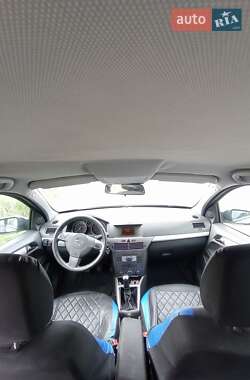 Универсал Opel Astra 2006 в 