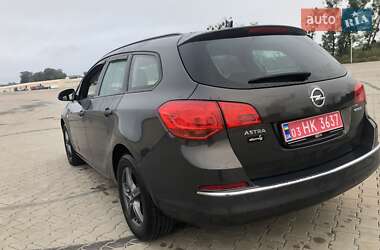 Универсал Opel Astra 2015 в 