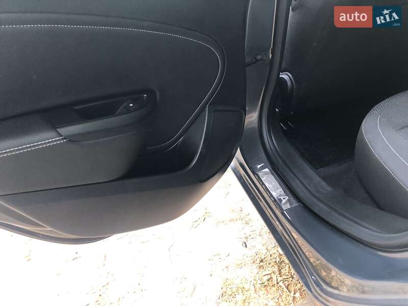 Универсал Opel Astra 2015 в Черновцах