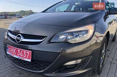 Универсал Opel Astra 2015 в 