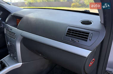 Универсал Opel Astra 2009 в 