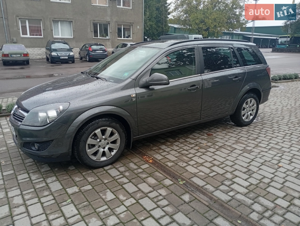 2010 Opel Astra - мініатюра 10