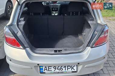 Хэтчбек Opel Astra 2007 в 
