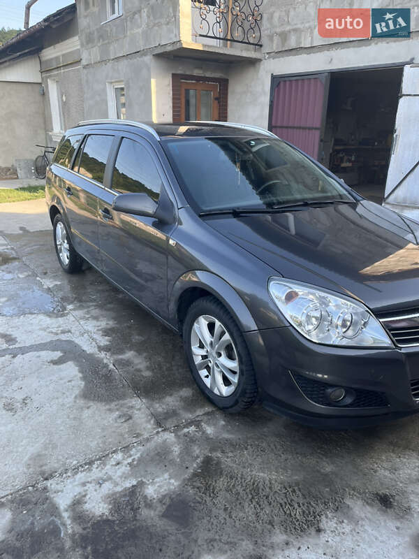 Opel Astra 2009