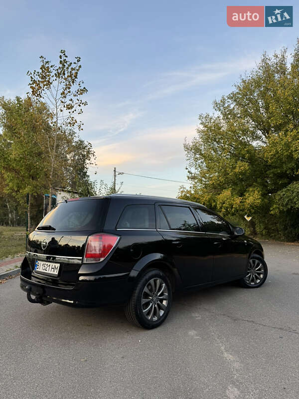 Универсал Opel Astra 2010 в Полтаве фото 11 Универсал Opel Astra 2010 в Полтаве