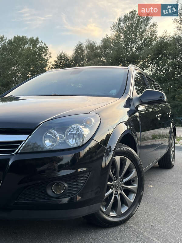 Универсал Opel Astra 2010 в Полтаве фото 17 Универсал Opel Astra 2010 в Полтаве
