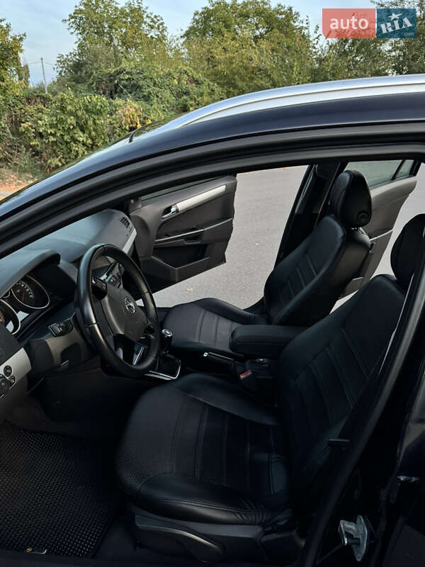 Универсал Opel Astra 2010 в Полтаве фото 25 Универсал Opel Astra 2010 в Полтаве