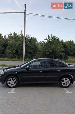 Седан Opel Astra 2008 в 
