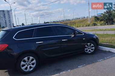 Универсал Opel Astra 2013 в Херсоне