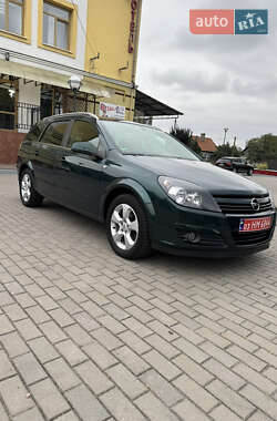 Универсал Opel Astra 2004 в 