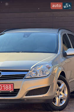 Универсал Opel Astra 2008 в Белой Церкви
