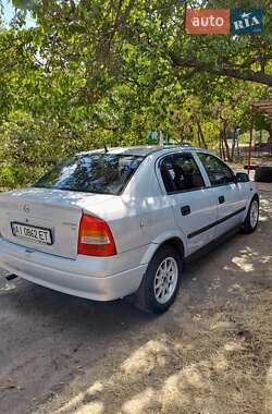 Седан Opel Astra 2002 в 