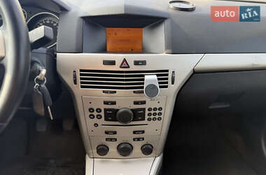 Универсал Opel Astra 2008 в 