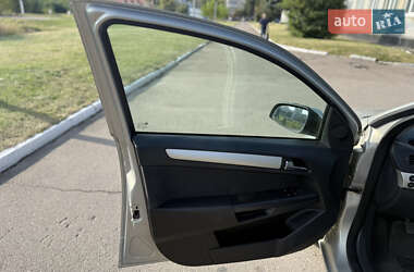 Универсал Opel Astra 2008 в 