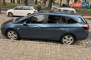 Универсал Opel Astra 2017 в 