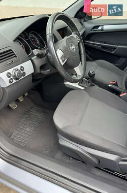 Универсал Opel Astra 2009 в 