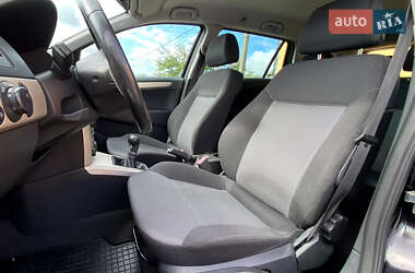 Универсал Opel Astra 2009 в 