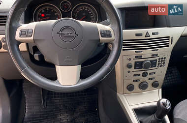 Универсал Opel Astra 2009 в 