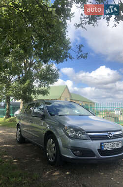 Универсал Opel Astra 2006 в Черновцах