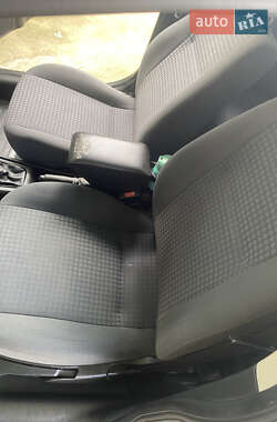 Хэтчбек Opel Astra 2004 в 
