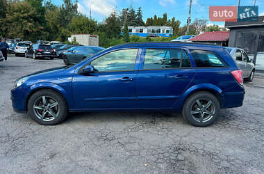 Универсал Opel Astra 2006 в 