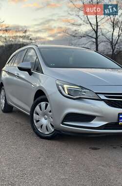 Універсал Opel Astra 2019 в 