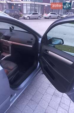 Универсал Opel Astra 2007 в 