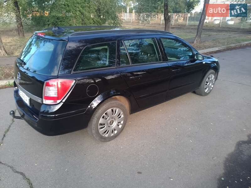 Универсал Opel Astra 2008 в Кривом Роге