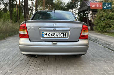 Седан Opel Astra 2007 в 