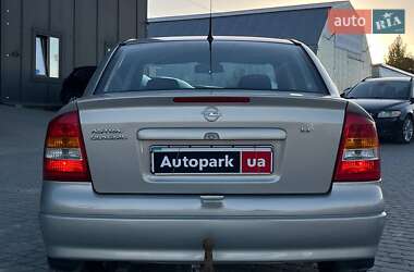Седан Opel Astra 2008 в 