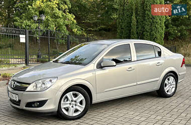Седан Opel Astra 2008 в 