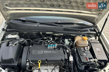 Седан Opel Astra 2008 в 