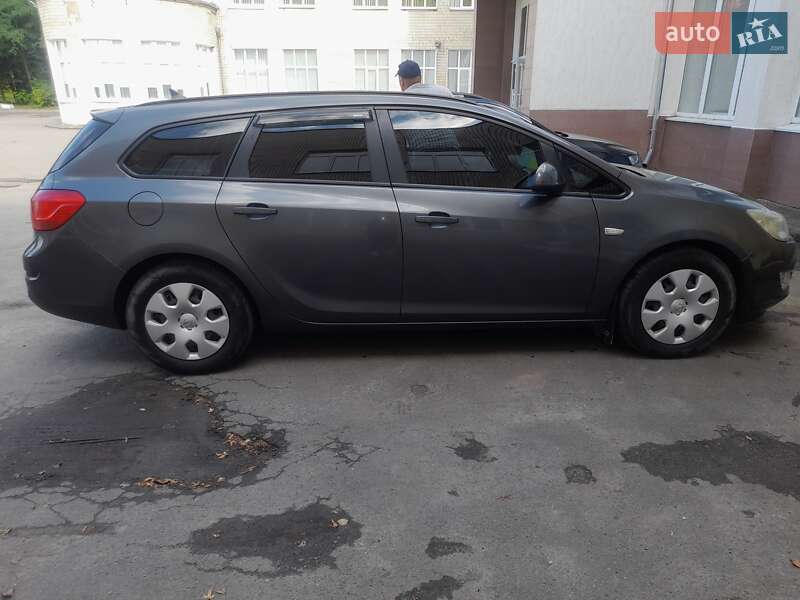 Универсал Opel Astra 2011 в Шепетовке фото 4 Универсал Opel Astra 2011 в Шепетовке