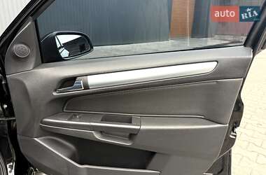 Универсал Opel Astra 2009 в 