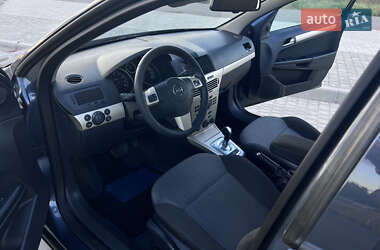 Седан Opel Astra 2008 в 