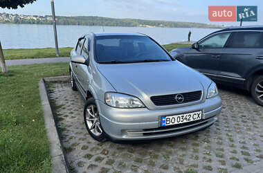 Седан Opel Astra 2006 в Тернополі