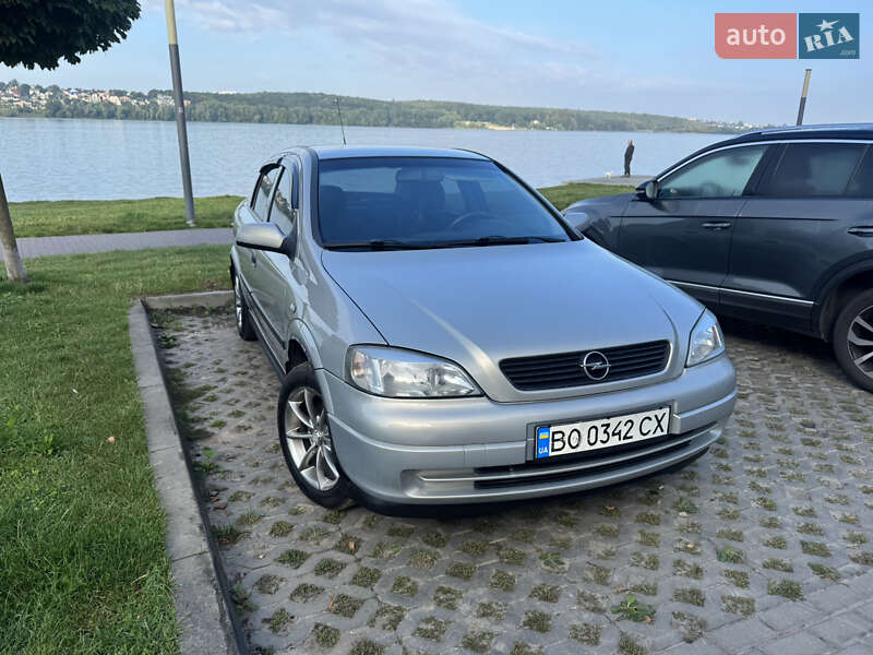 Opel Astra 2006