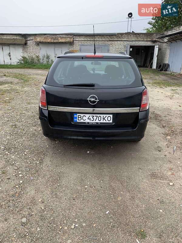Универсал Opel Astra 2007 в Львове