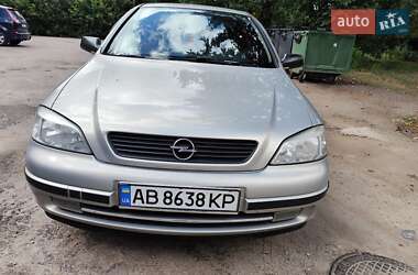 Седан Opel Astra 2007 в Хмільнику